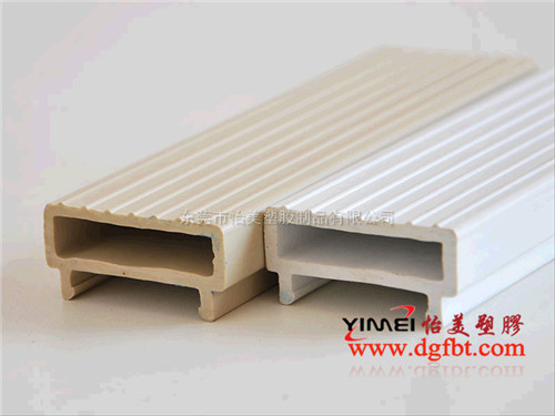 塑胶异型材YM01058