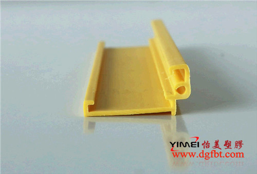 PVC异型材YM01108